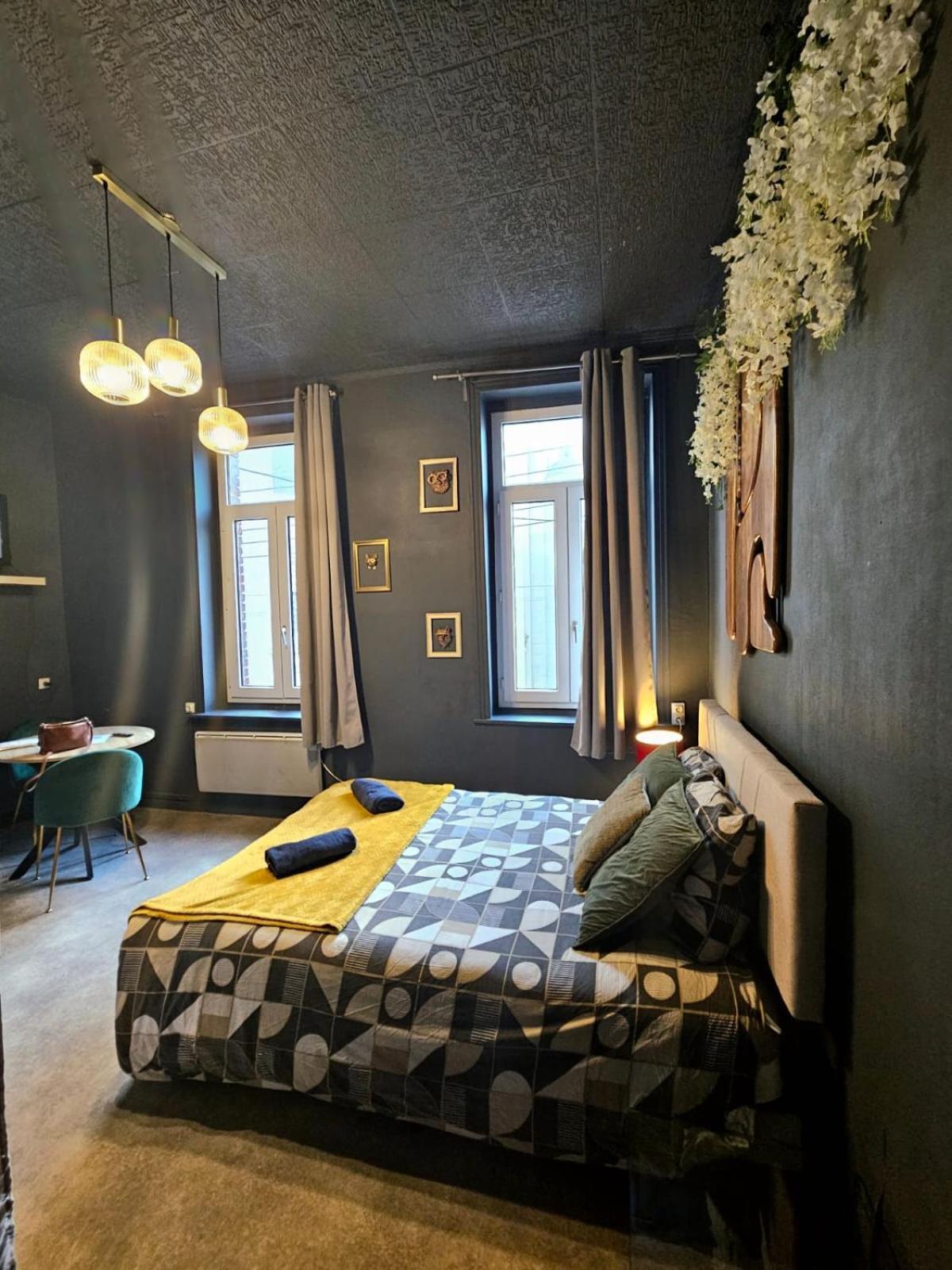 Le Velvet Hénin-Beaumont Exterior foto
